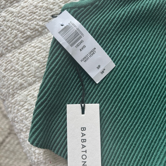 Aritzia Babaton Sculpt Cropped Scoopneck Tank - Picture 9 of 12